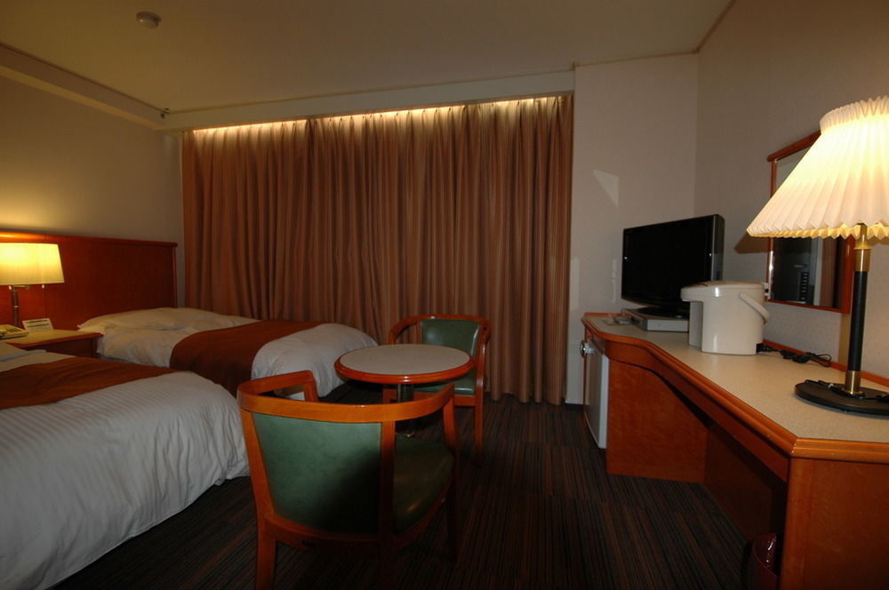 Hôtel Takamatsu Terminal Extérieur photo