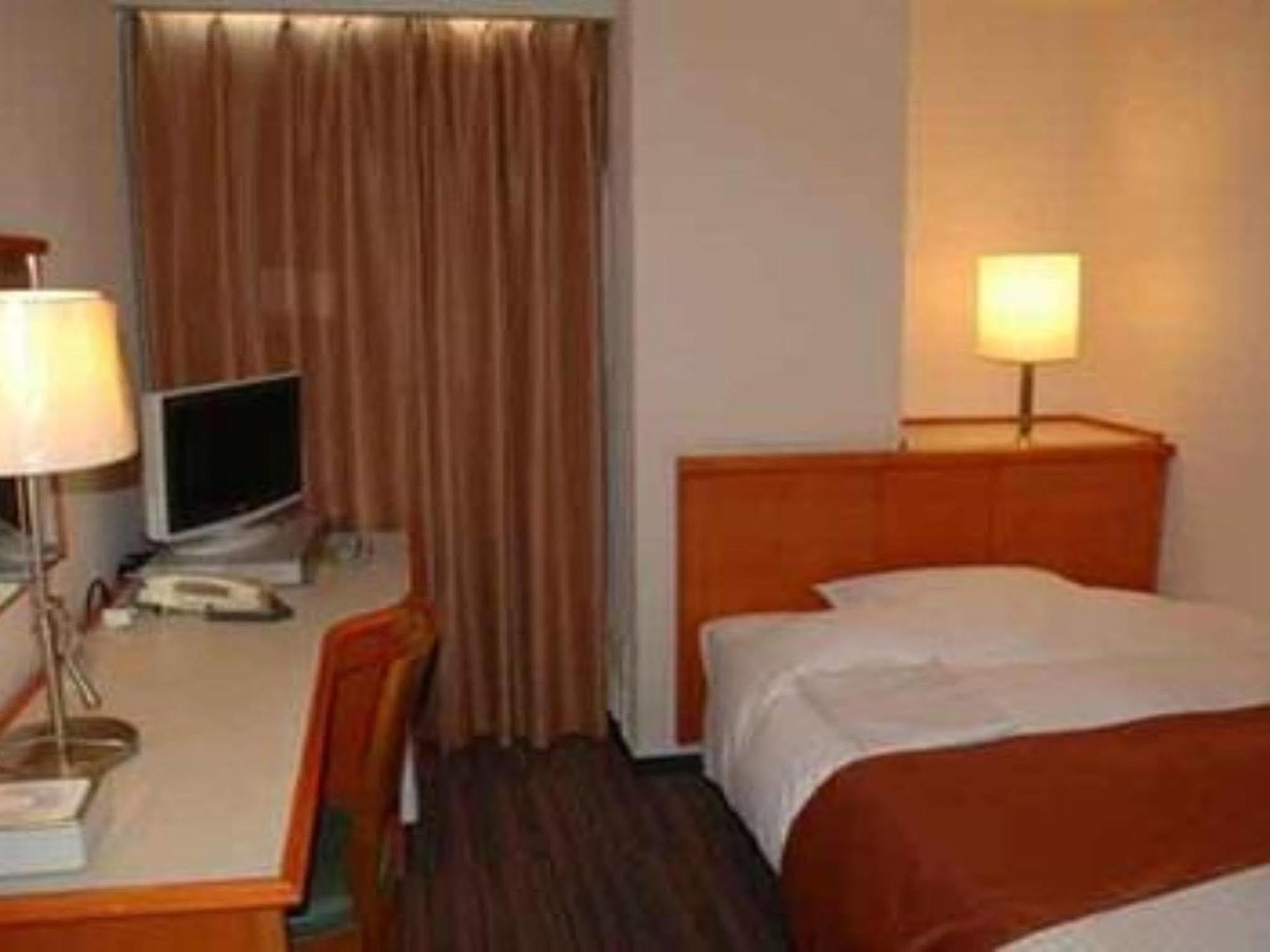 Hôtel Takamatsu Terminal Extérieur photo