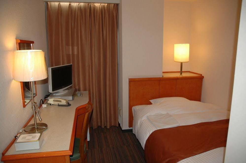 Hôtel Takamatsu Terminal Extérieur photo